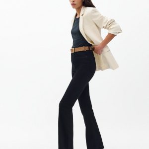 Peyton Bootcut - Black: Mid-Rise Stretch Jean