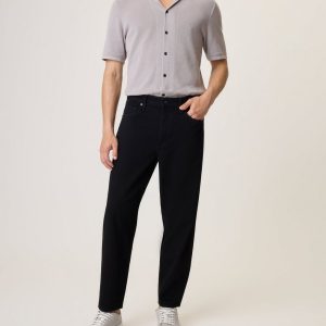 Cropped Taper Fit Jeans - Black